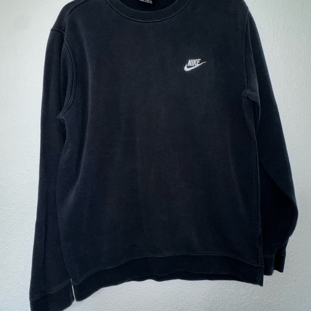 Nike Black Fleece Crew Neck Pullover Sweater Men's Medium Logo Embroidered